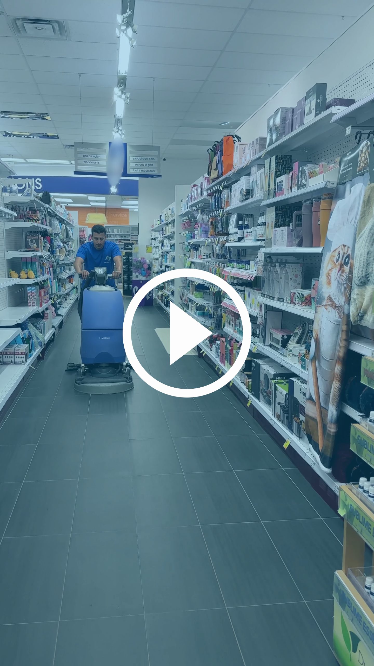 vlcsnap-2025-09-07-19h27m15s314